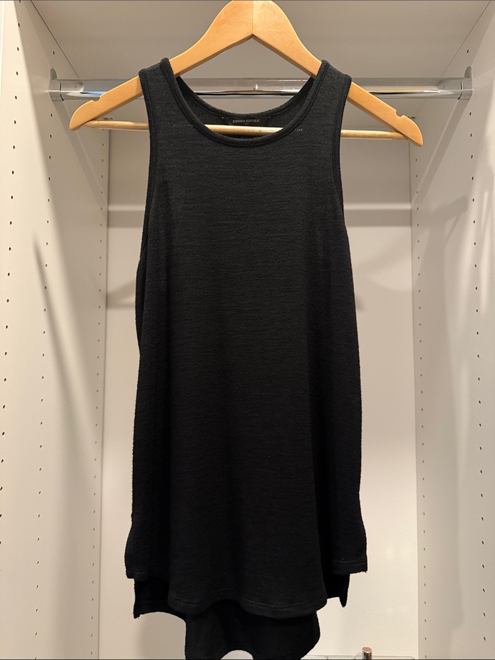 Banana Republic Black Sleeveless Knit Tank